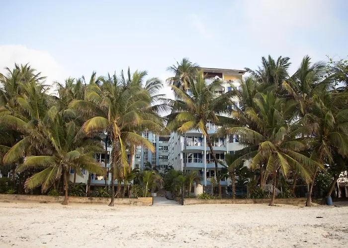 Mombasa Bamburi Beach Studio A11 - Pool & Beach - Sleeps 3
