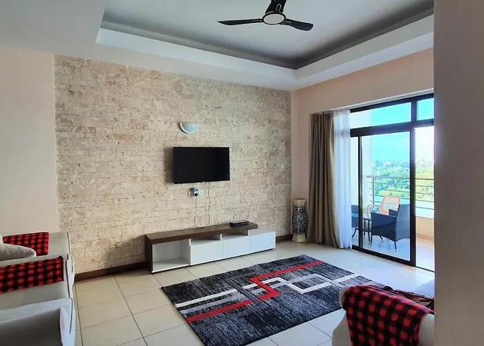 Penthouse Five - The Beautiful 3Br En-Suite Apt
