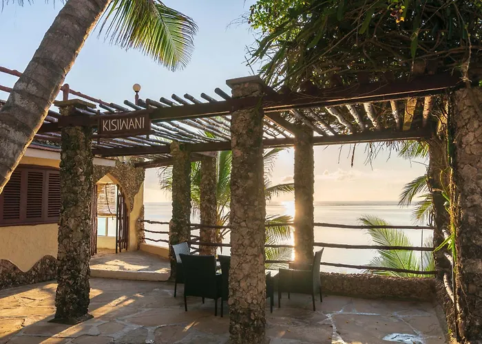 Bahari Beach Hotel