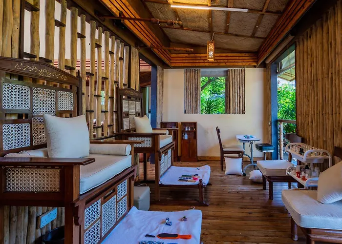 Prideinn Paradise Beach Resort & Spa